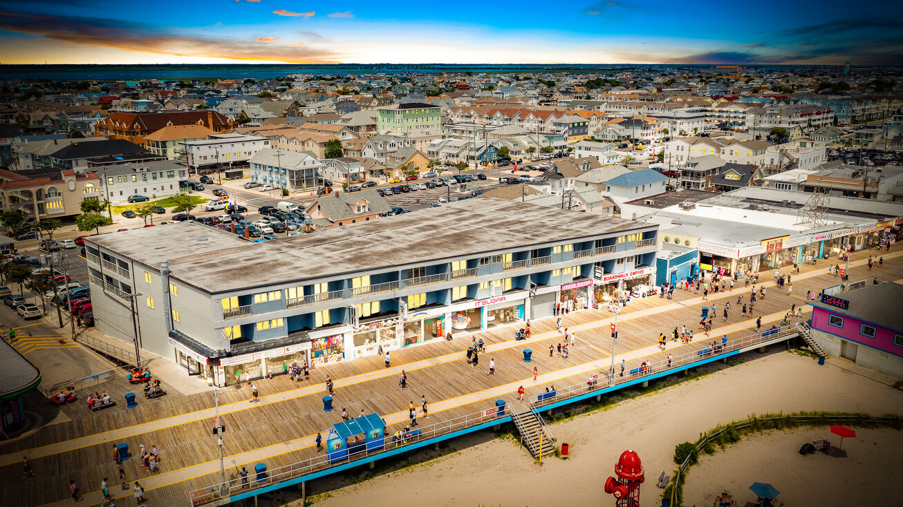 3000 Boardwalk, Wildwood, NJ 08260