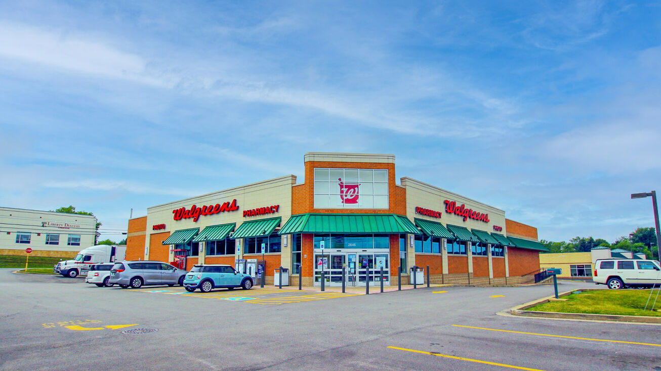 2646 Darlington Rd, Beaver Falls, PA 15010