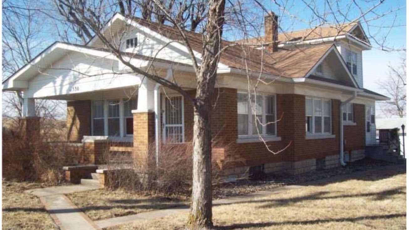 11530 Parallel Pkwy, Kansas City, KS 66109 Mixed Use Property for