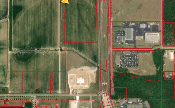 Pictures of Land property located at  for sales - image #1