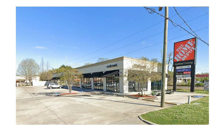 Pictures of Retail property located at 18291 Highland Rd, Baton Rouge, LA 70810 for sales - image #1