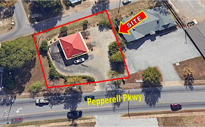 Pictures of Retail, Special Purpose property located at 1701 Pepperell Pkwy, Opelika, AL 36801 for sales - image #1