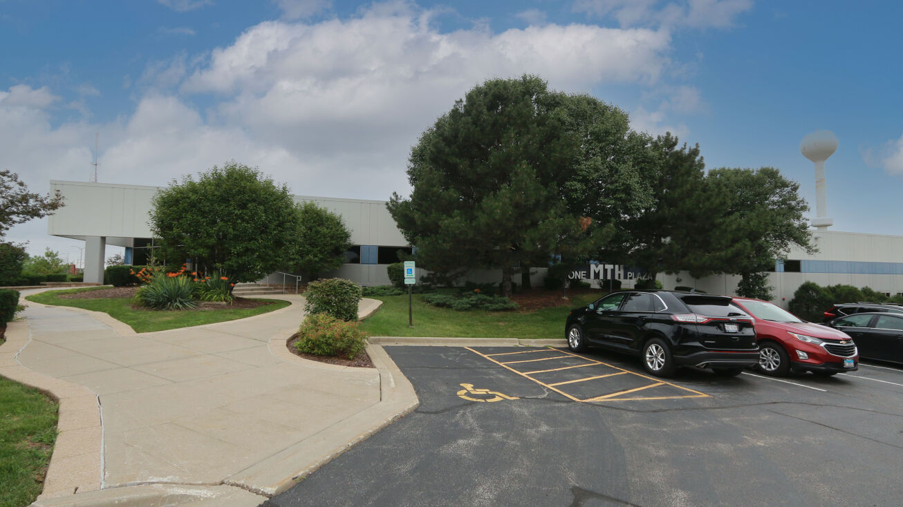 5101 Darmstadt Rd, Hillside, IL 60162