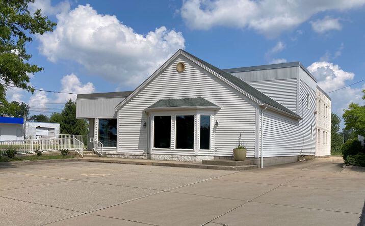 Pictures of Retail property located at 11277 State Rd, North Royalton, OH 44133 for comps - image #1