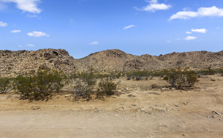 Pictures of Land property located at Clark Dr, Apple Valley, CA 92307 for sales - image #1