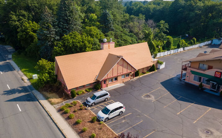 Pictures of Hospitality property located at 16 Cheshire Rd, Pittsfield, MA 01201 for sales - image #1
