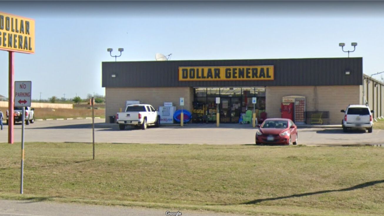 1108 N Storts St, Poth, TX 78147 Retail Property for Sale Texas