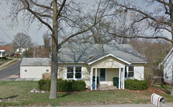 Pictures of Special Purpose, Retail property located at 967 Forder Rd, St. Louis, MO 63129 for comps - image #1