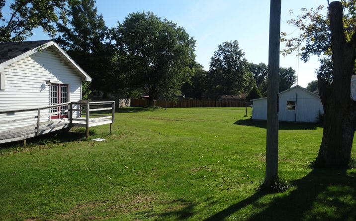 Pictures of Land property located at 7310 State Rd 46, Terre Haute, IN 47802 for sales - image #1