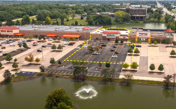 image of property at 4465 US HIGHWAY 14 Crystal Lake IL 60014-7360