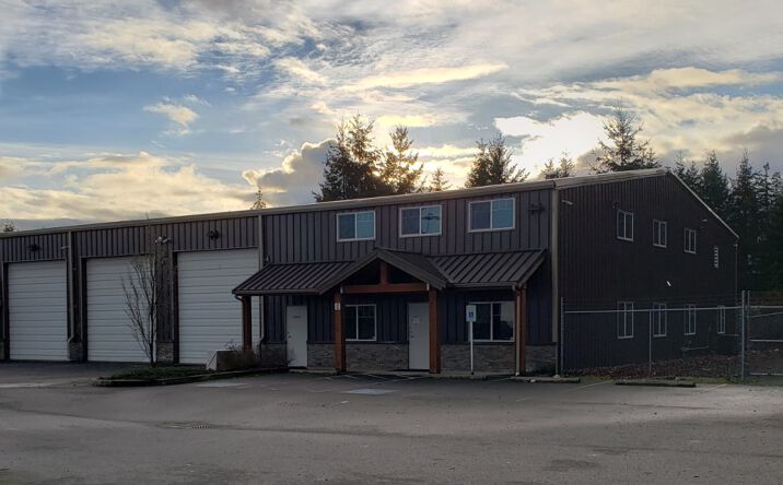 Pictures of Industrial property located at 8410 - 8450 30th Ave NE, Lacey, WA 98516 for comps - image #1