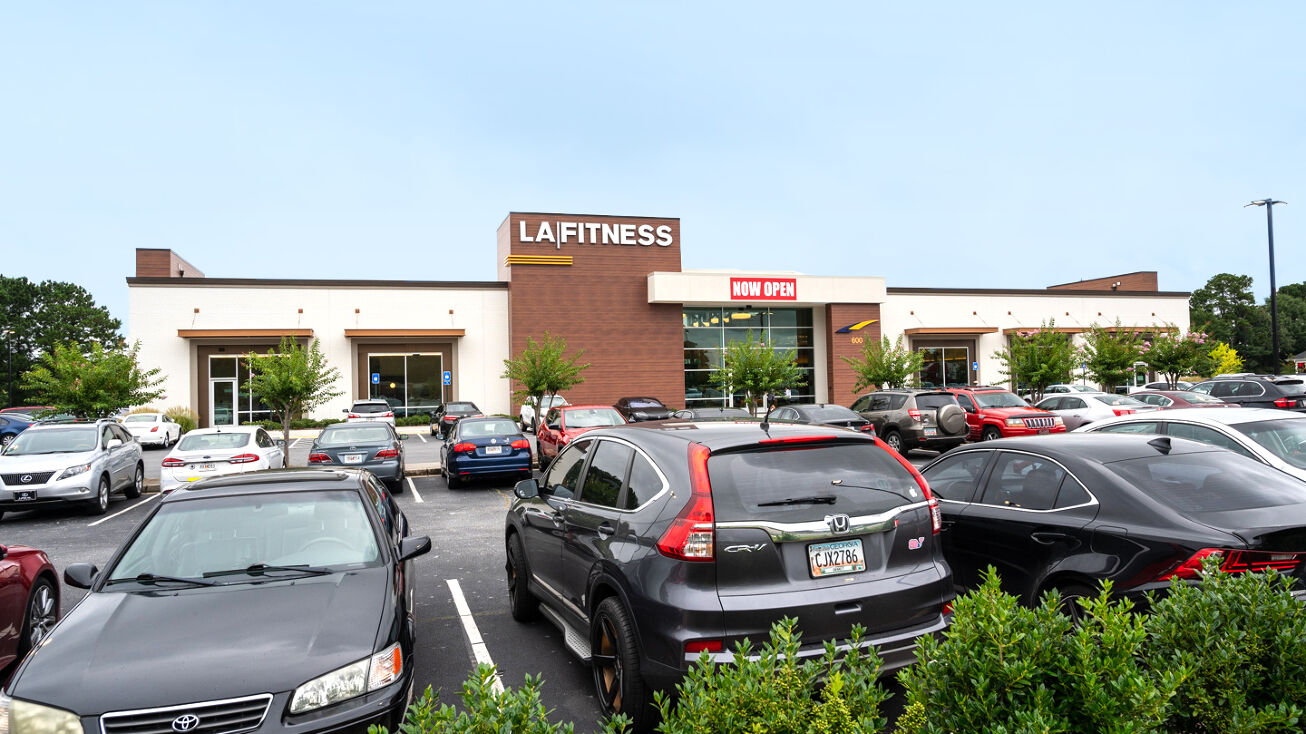 600 Dr, Lawrenceville, GA 30046