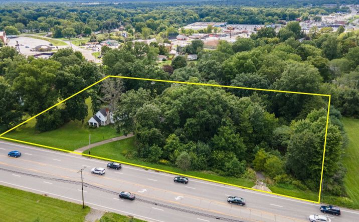 Pictures of Land property located at 2564 Niles Cortland Rd SE, Warren, OH 44484 for sales - image #1