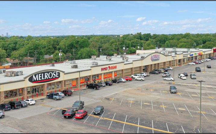 Pictures of Retail property located at 2223-2247 S Buckner Blvd, Dallas, TX 75227 for comps - image #1