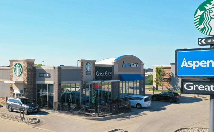 Pictures of Retail property located at 3020 US-61, Muscatine, IA 52761 for comps - image #1