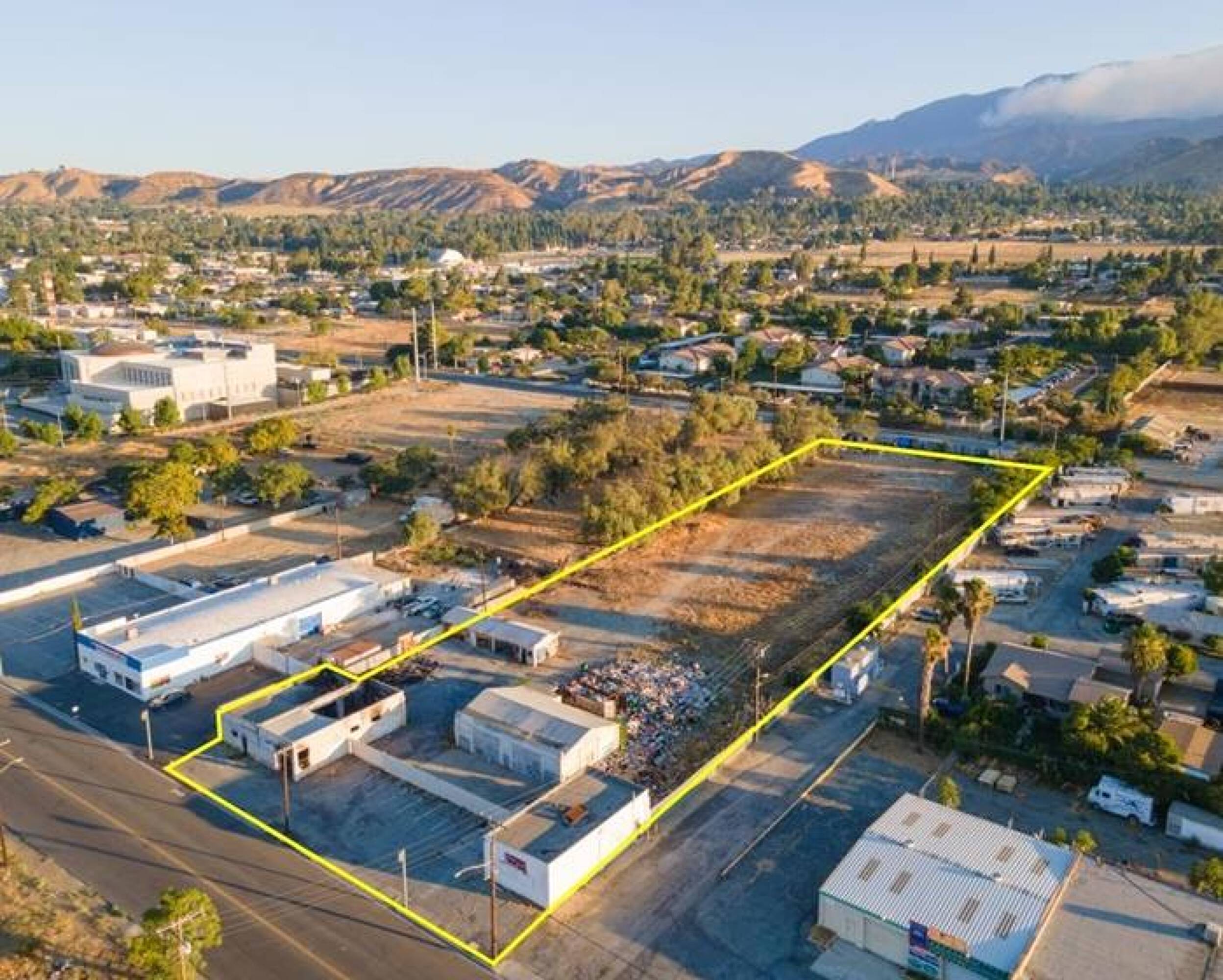 553 E Ramsey St, Banning, CA 92220