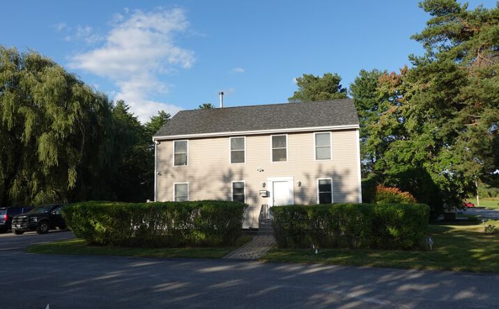 Pictures of Office property located at 2015 Congress Street, Portland, ME 04102 for comps - image #1