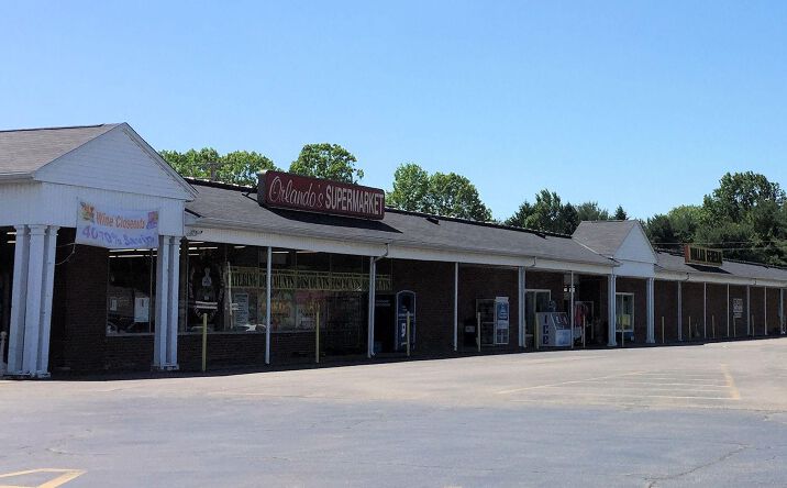 Pictures of Retail property located at 6277 - 6287 S. Main Street  (SR 193), North Kingsville Village, OH 44004 for comps - image #1