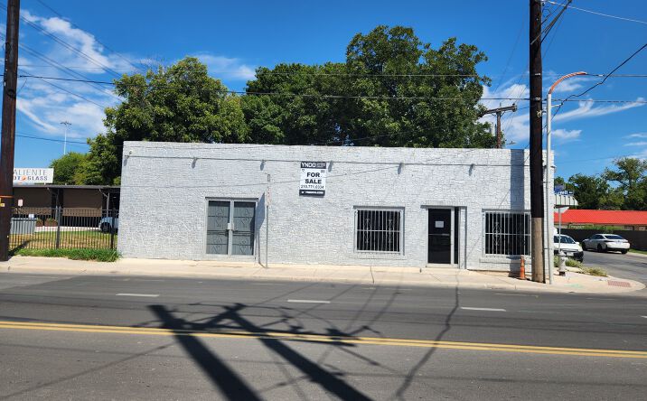 Pictures of Office, Retail property located at 1020 Roosevelt Ave, San Antonio, TX 78210 for sales - image #1