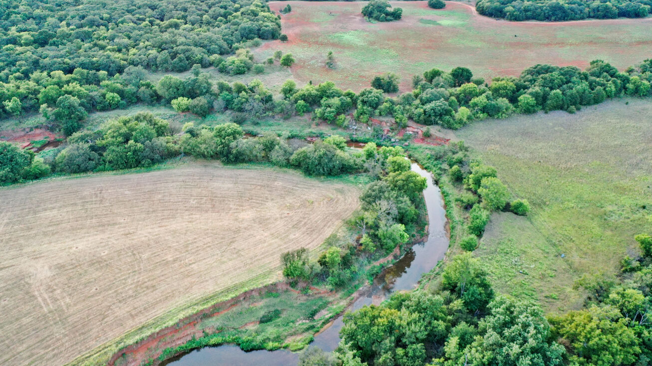 HWY 53 & County Road NS 2835, Comanche, OK 73529