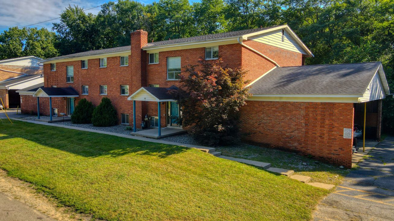 880 Parkview Ave, Battle Creek, MI 49017