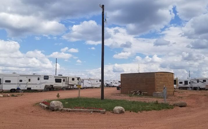 Pictures of Multifamily property located at 12556 Zoe Rd, Watford City, ND 58854 for sales - image #1
