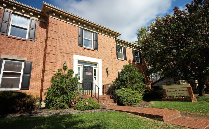 Pictures of Office property located at 93 W Franklin St, Centerville, OH 45459 for comps - image #1
