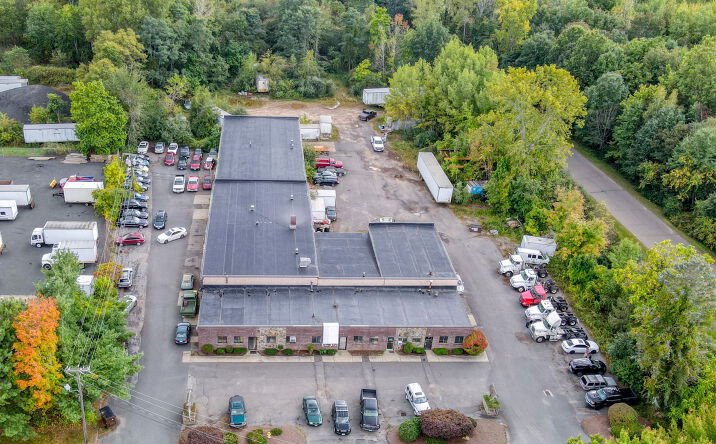 Pictures of Industrial property located at 238 Shaker Rd, Enfield, CT 06082 for comps - image #1