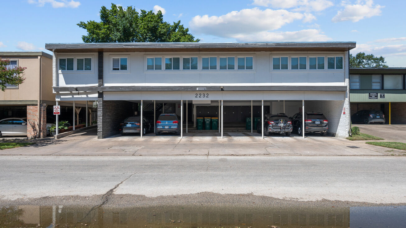 2232 Bellefontaine, Houston, TX 77030