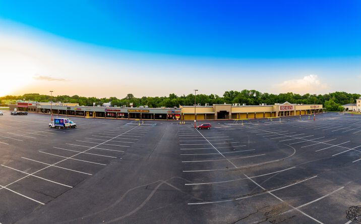 Pictures of Retail property located at 1111 E Tyler St, Athens, TX 75751 for sales - image #1