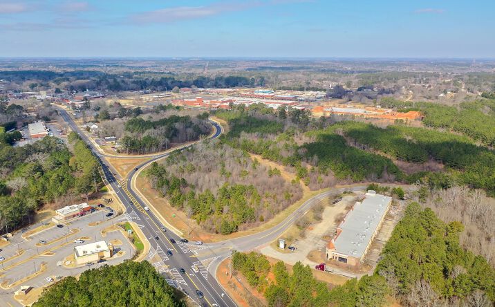 Pictures of Land property located at 471 Hwy 81, McDonough, GA 30252 for sales - image #1