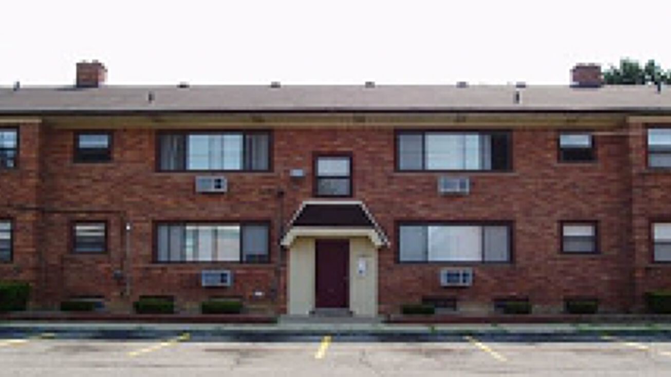 12645 Outer Dr W, Detroit, MI 48223