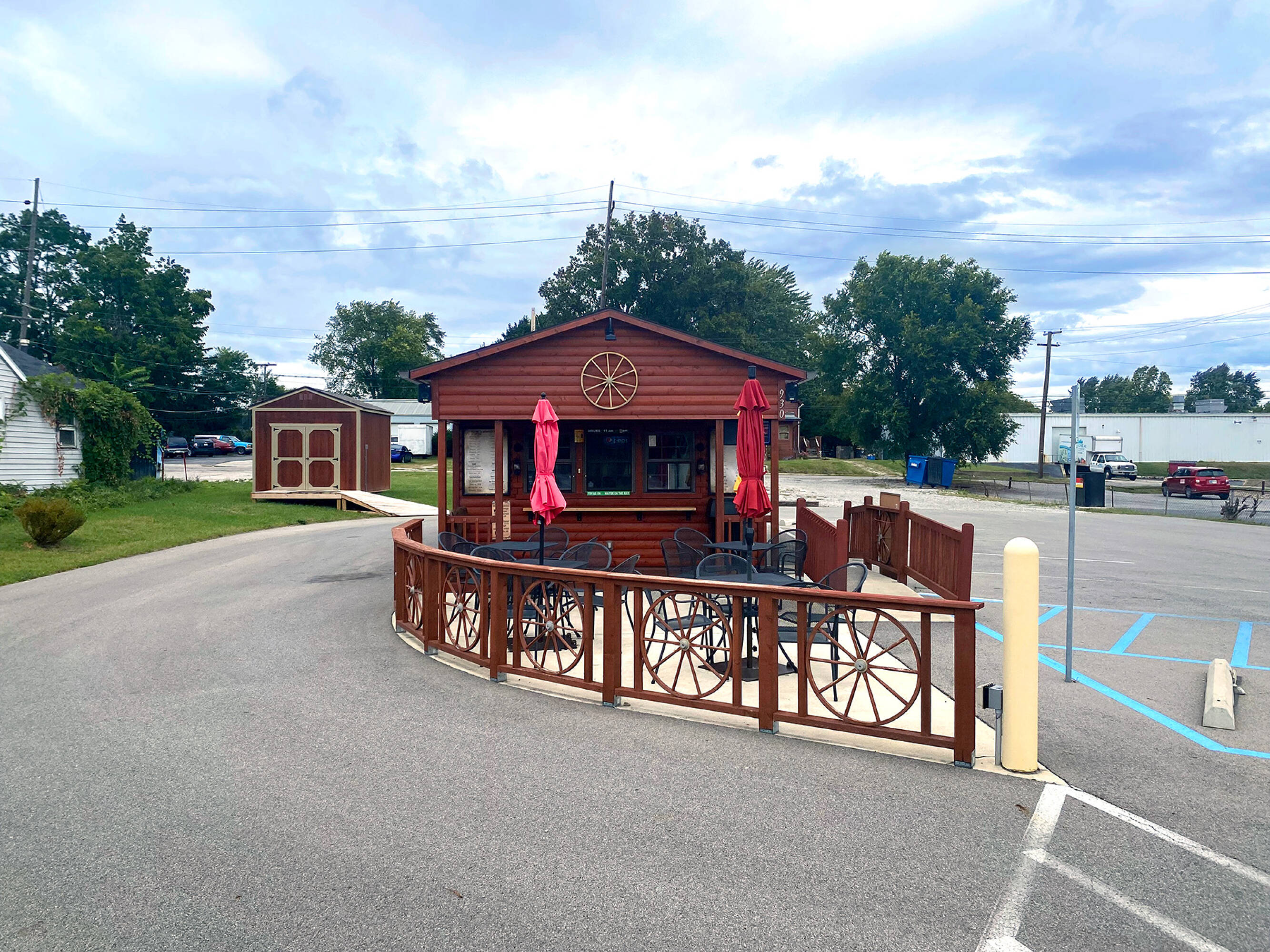 930 Goshen Ave, Fort Wayne, IN 46808