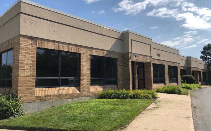 Pictures of Office property located at 3125 N Wilke Rd, Arlington Heights, IL 60004 for sales - image #1