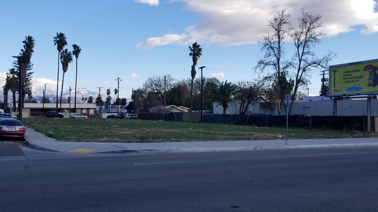 1595 N E St, San Bernardino, CA 92405