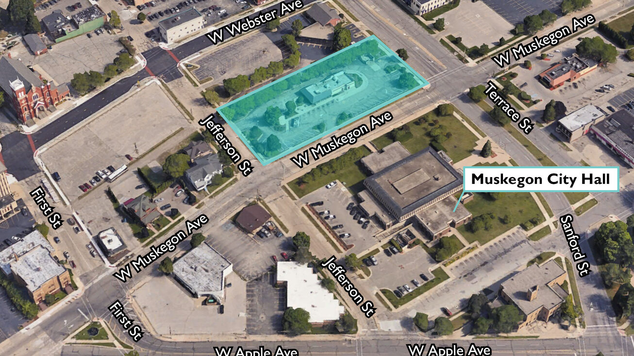 122 W Muskegon Ave, Muskegon, MI 49440