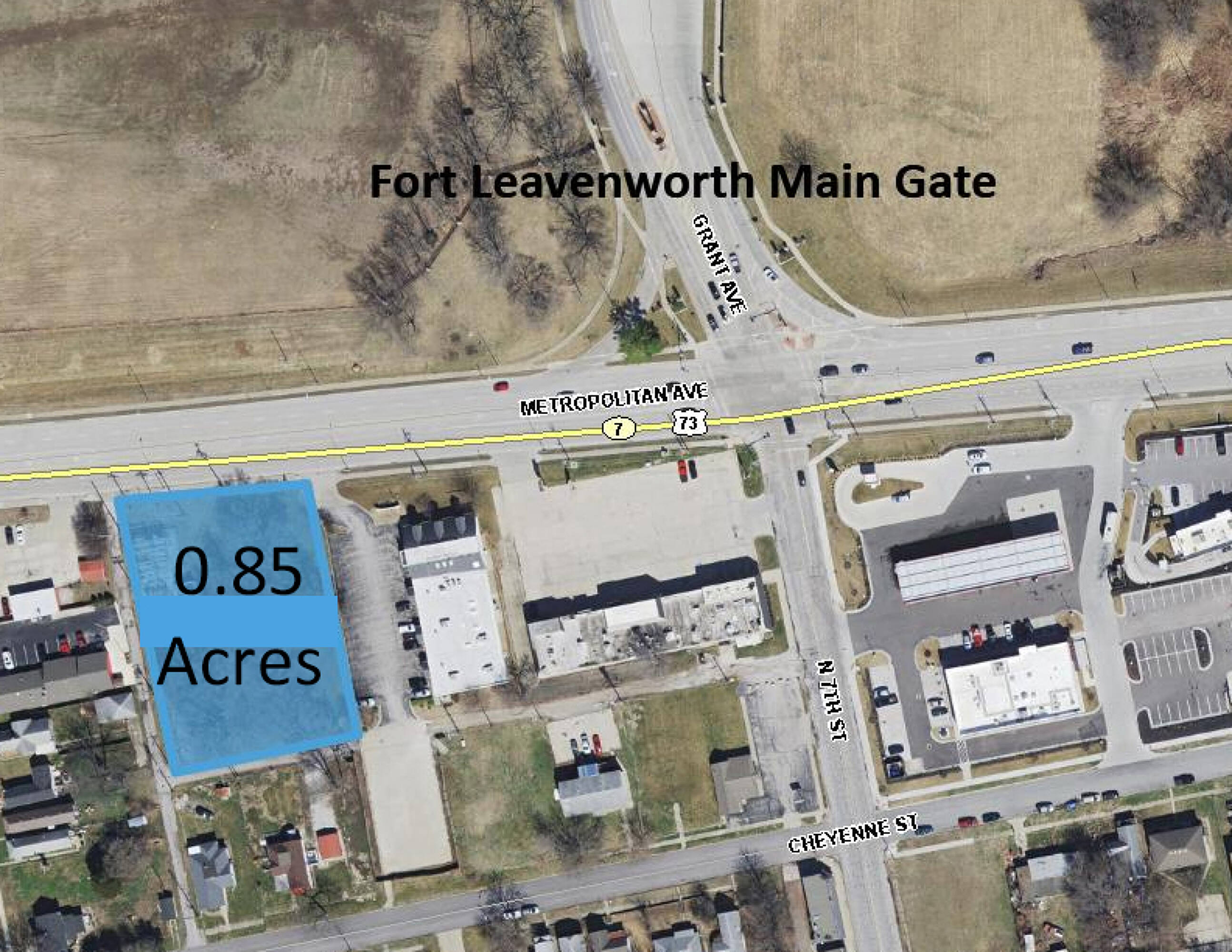 735 Metropolitan Ave, Leavenworth, KS 66048