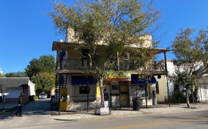Pictures of Multifamily, Mixed Use property located at 415 S Parramore Ave, Orlando, FL 32805 for sales - image #1