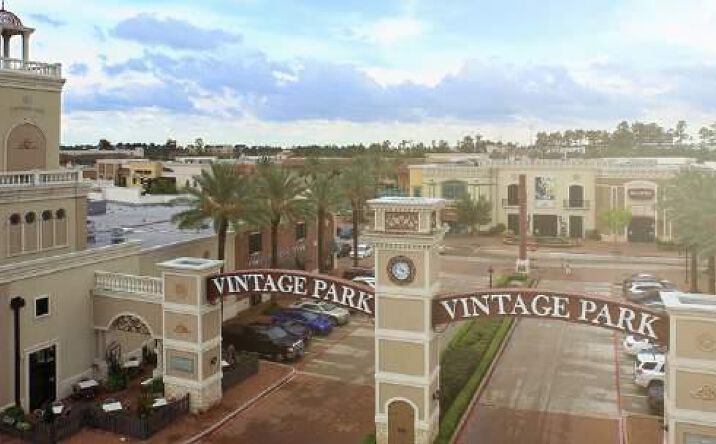 image of property at 14502 VINTAGE PRESERVE PKWY Houston TX 77070-2123