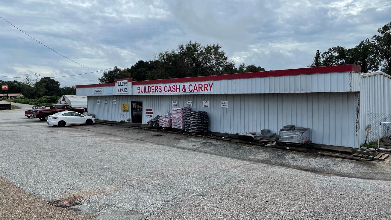 895 S Daleville Avenue, Daleville, AL 36322