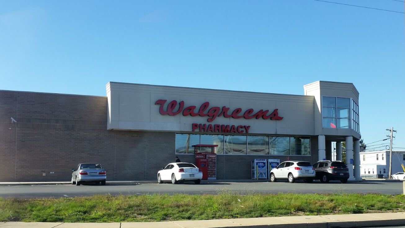 150 N MacDade Blvd, Glenolden, PA 19036