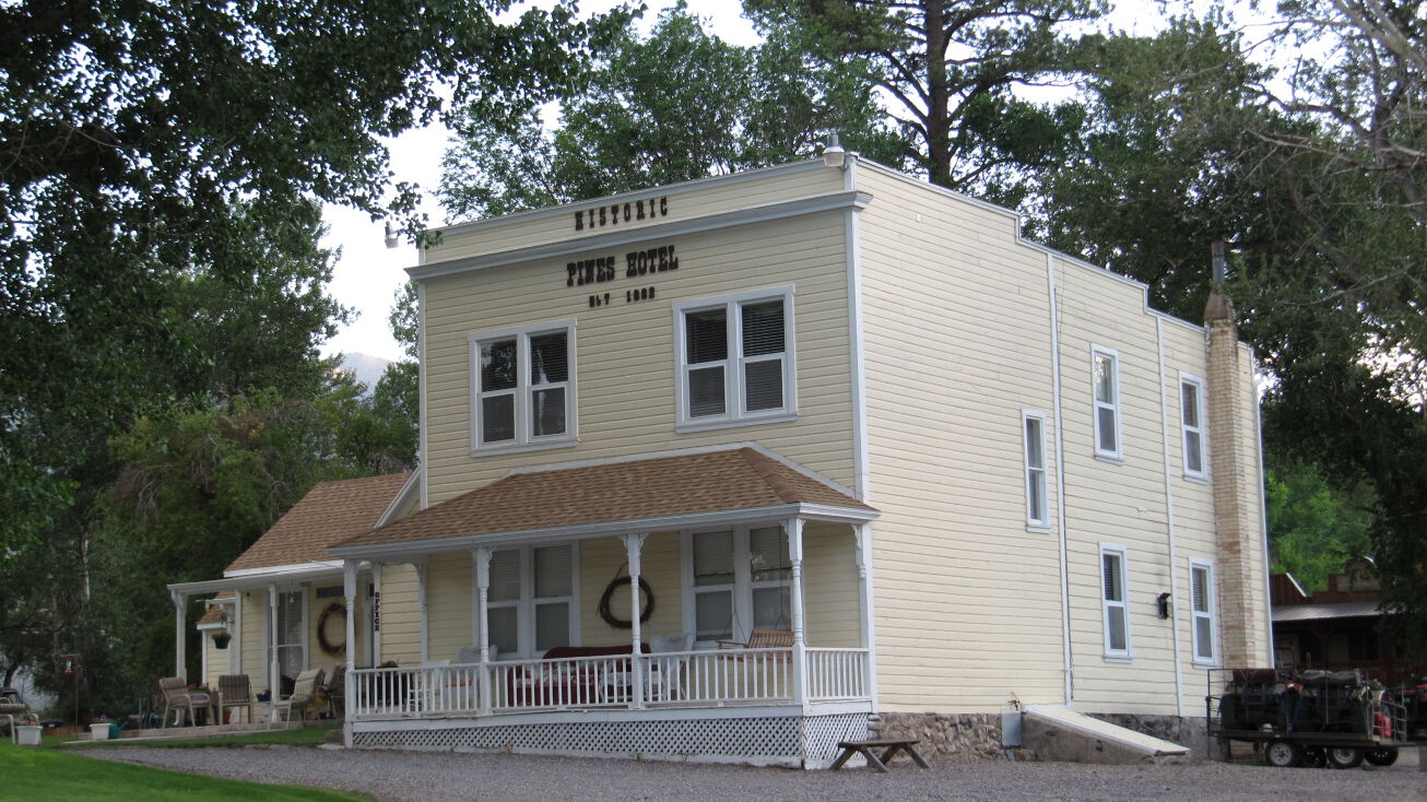 110 S Main St, Marysvale, UT 84750