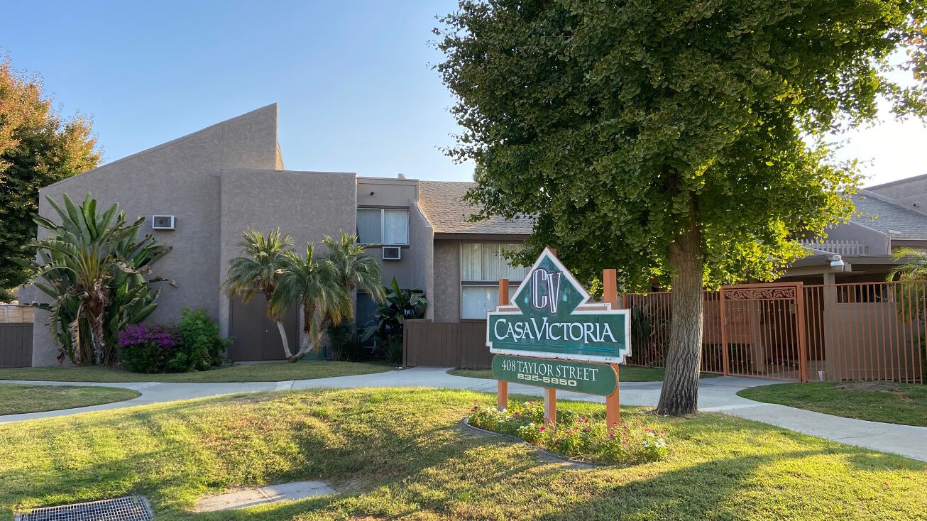 408 Taylor St, Bakersfield, CA 93309