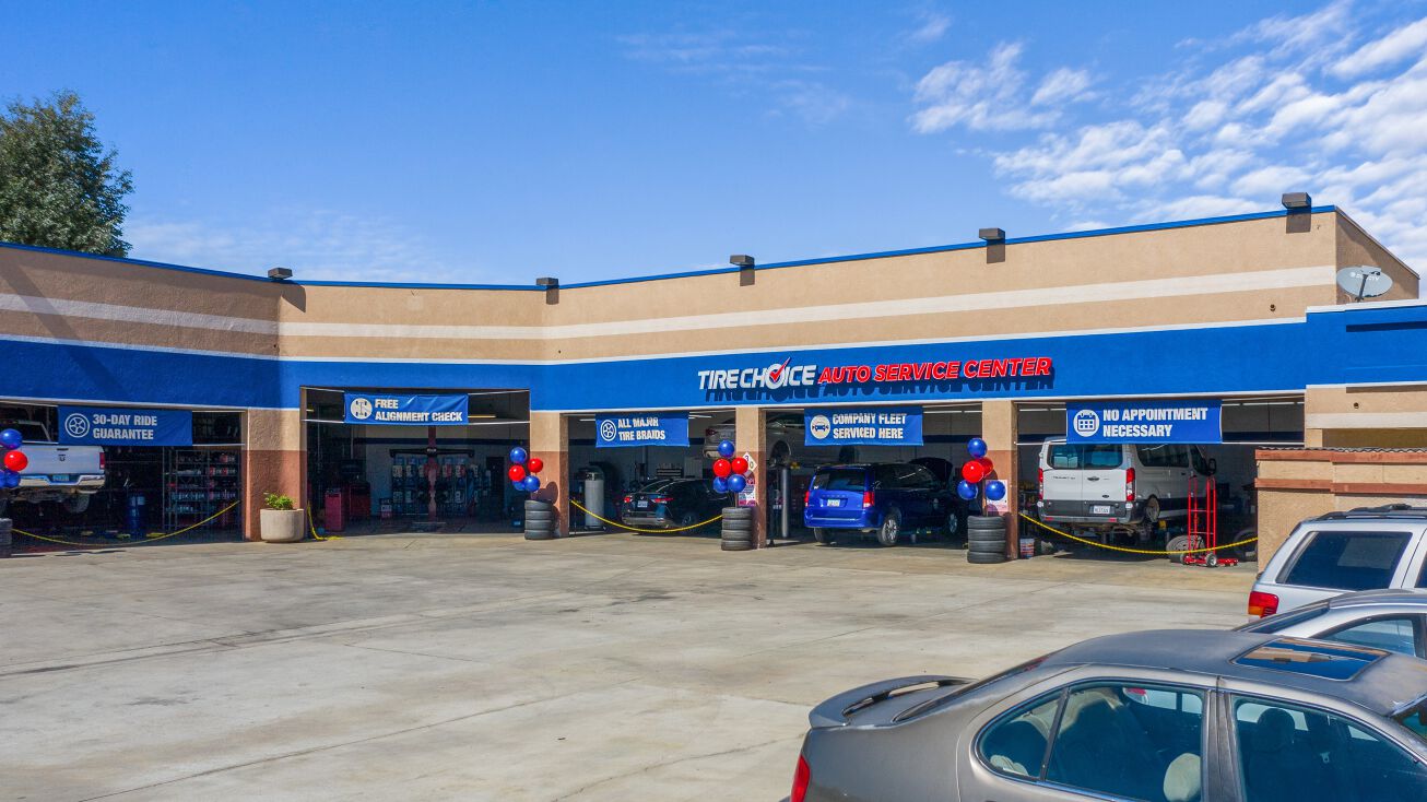 1000 W Florida Ave, Hemet, CA 92543 Retail Property for Sale Tire