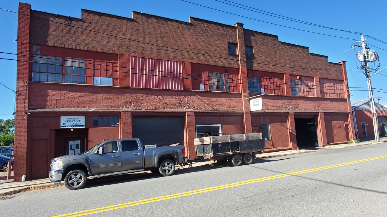 3955 Jersey Ave, Port Jervis, NY 12771