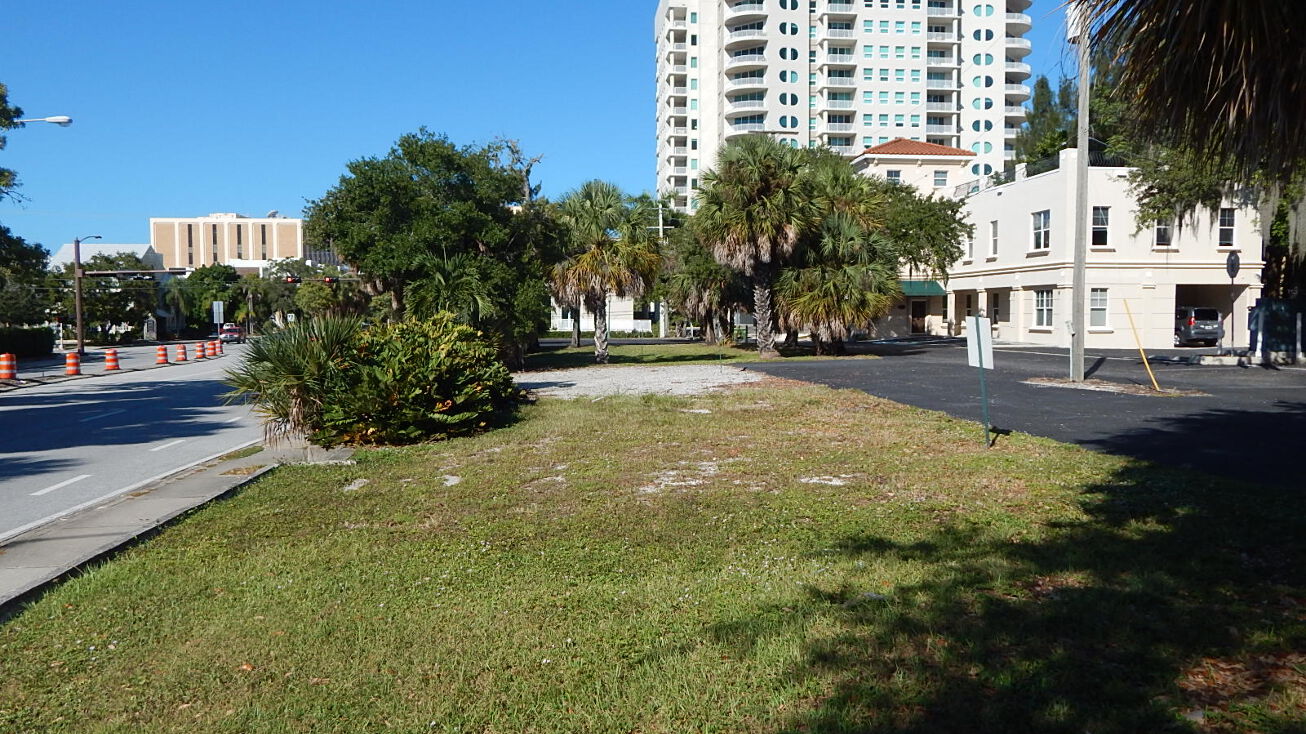 1809 Ringling Blvd, Sarasota, FL 34236