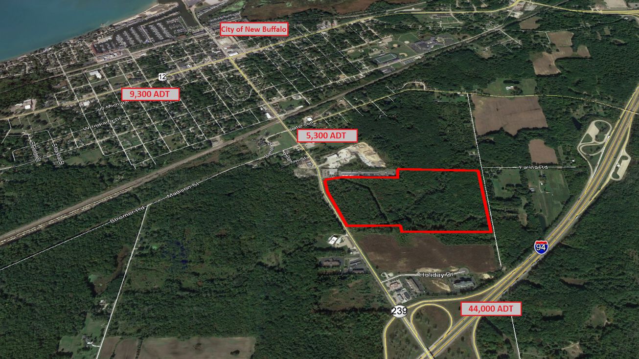 18567 Harbor Country Dr, New Buffalo, MI 49117