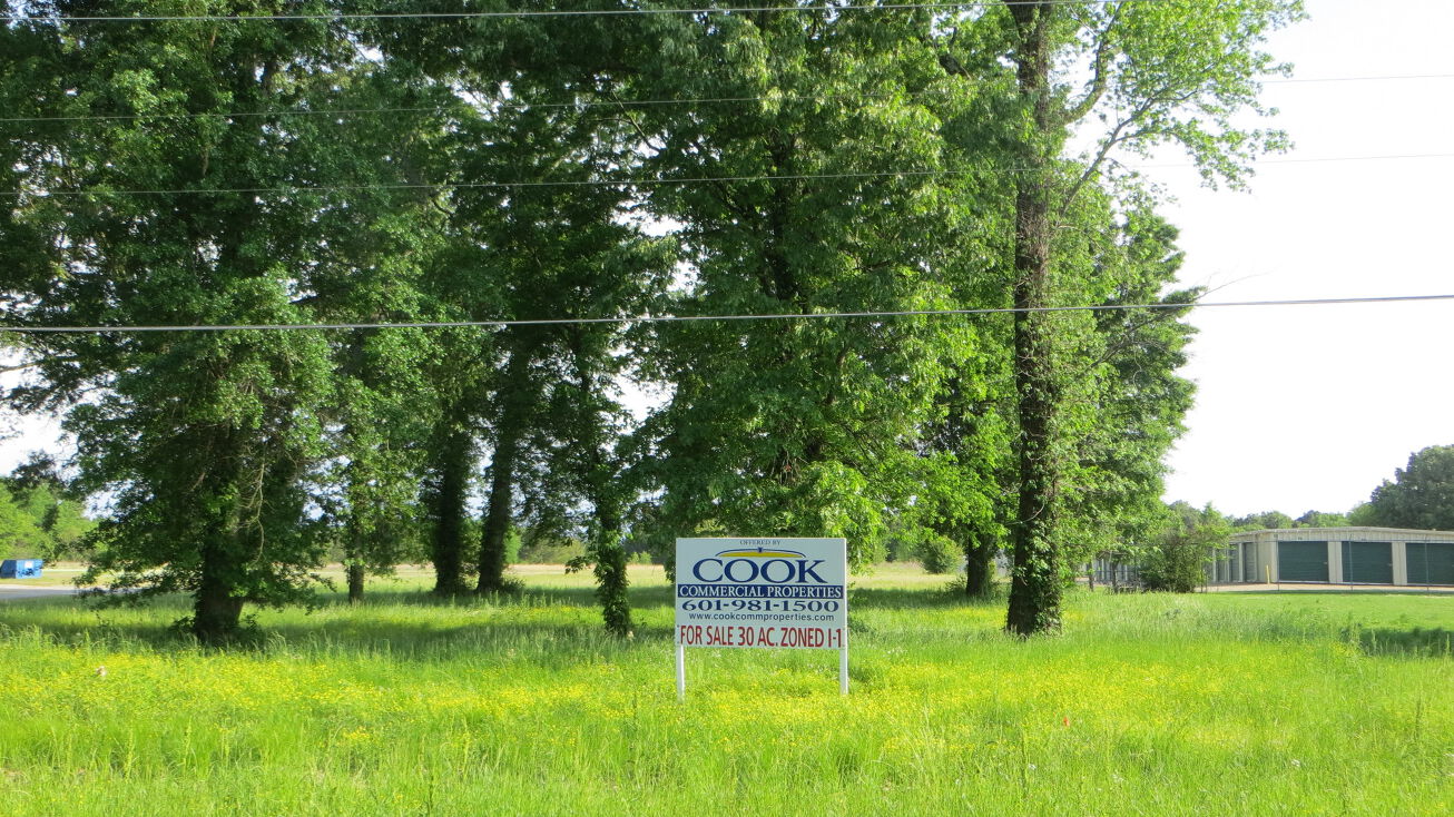 Beasley Road, Jackson, MS 39206