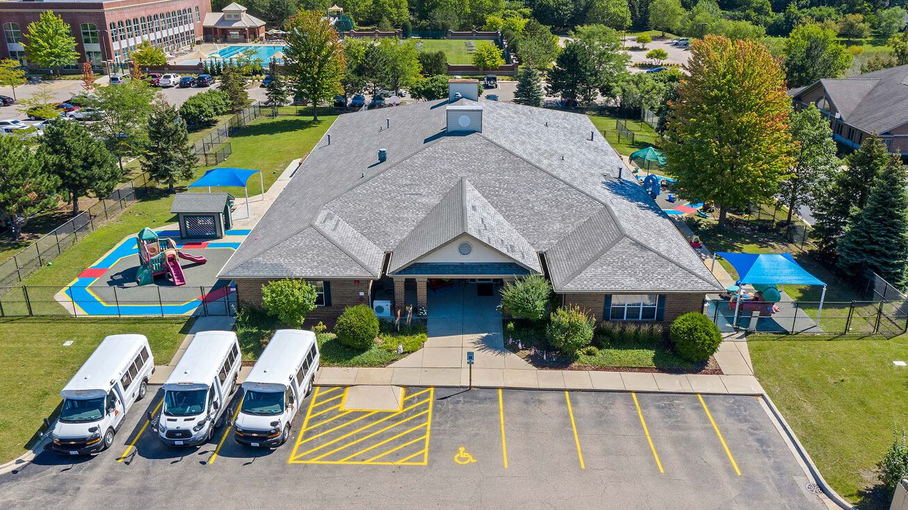 501 Rolls Rd, Algonquin, IL 60102