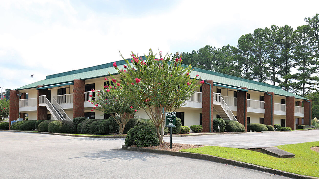 1572 Montgomery Hwy, Hoover, AL 35216 Office Property for Sale 1572